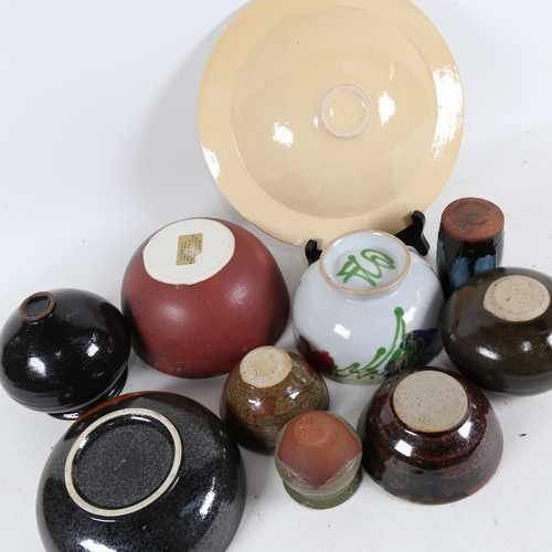 299 - Various Studio pottery bowls and vases, including Arran Pottery