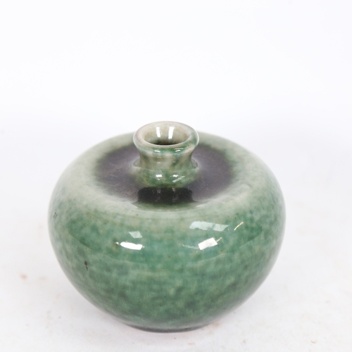 342 - A Chinese green crackle glaze gourd vase, height 7cm