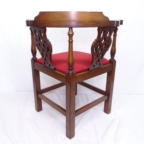 1889 - An Edwardian mahogany corner elbow chair