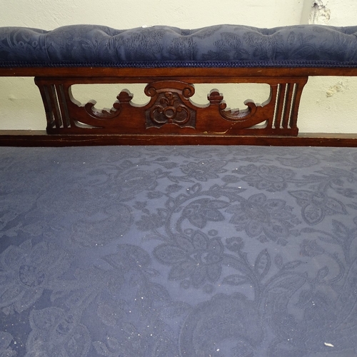 2019 - An Edwardian upholstered and walnut-framed chaise longue, L160cm