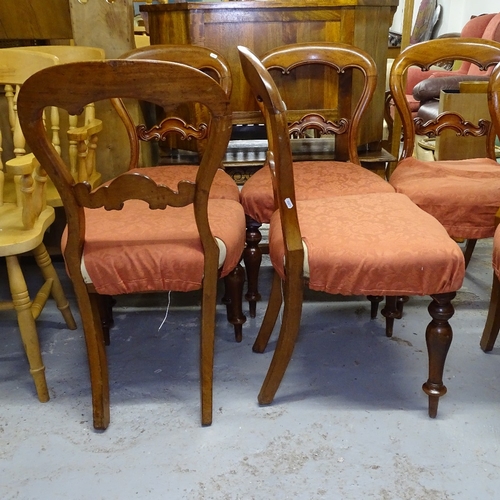 2052 - A set of 6 19th century mahogany balloon-back dining chairs