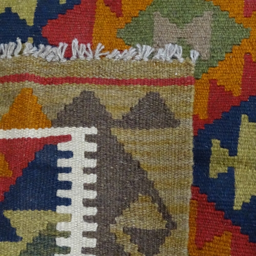 1931 - A Mamainer Kilim rug, 194cm x 100cm