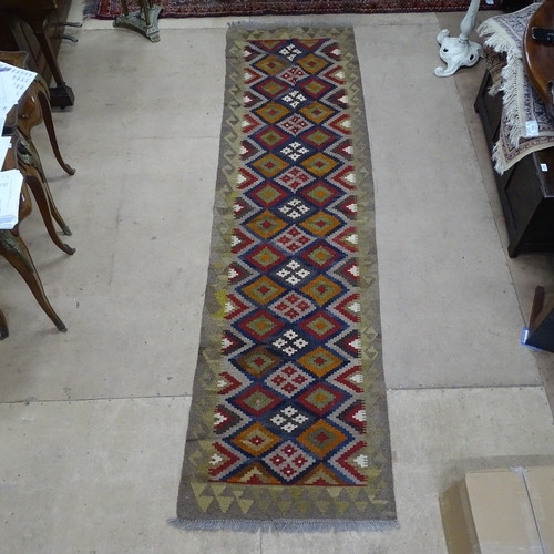 1933 - A Mamainer Kilim runner, 303cm x 82cm