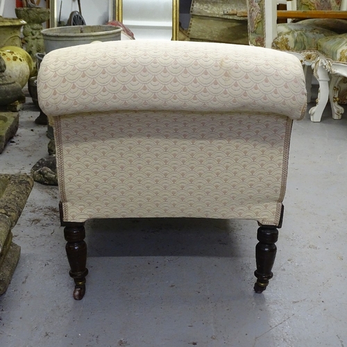 1984 - An Edwardian upholstered and carved framed chaise longue, L175cm