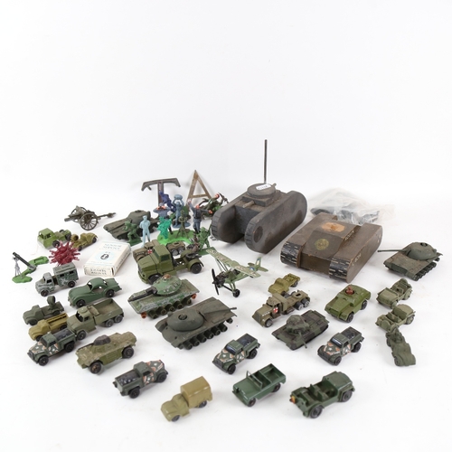 146 - A quantity of various military toys and vehicles, including Matchbox (boxful)