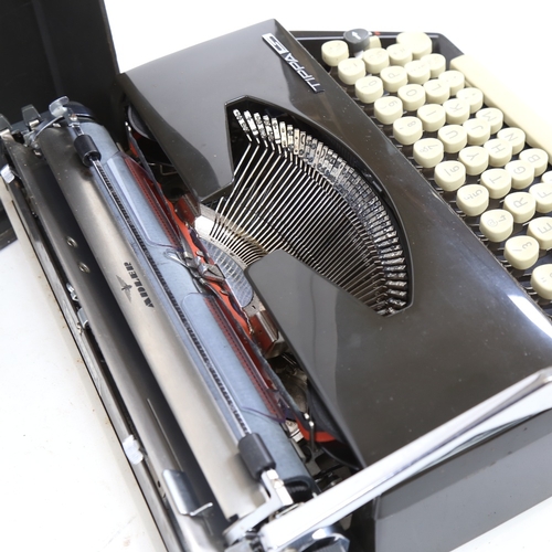 498 - A Tippa S Retro portable typewriter