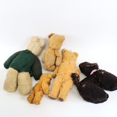 748 - Various Vintage soft toys, including teddy bear and dog (5)