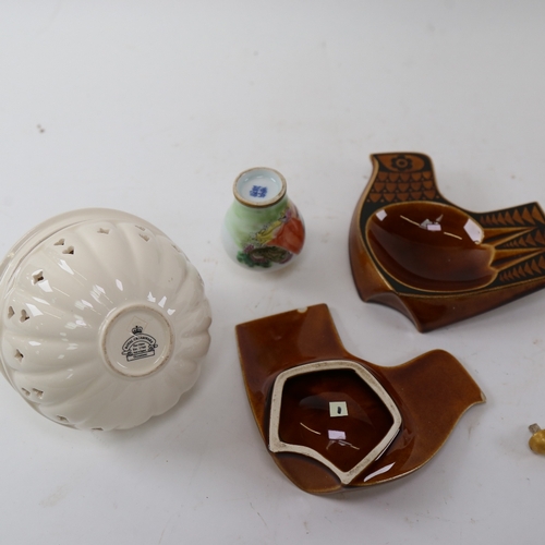 788 - A small Oriental erotic snuff bottle, a pair of Hornsea Pottery bird dishes, and a Royal Creamware p... 