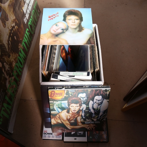 643 - Various David Bowie vinyl LPs and records (boxful)