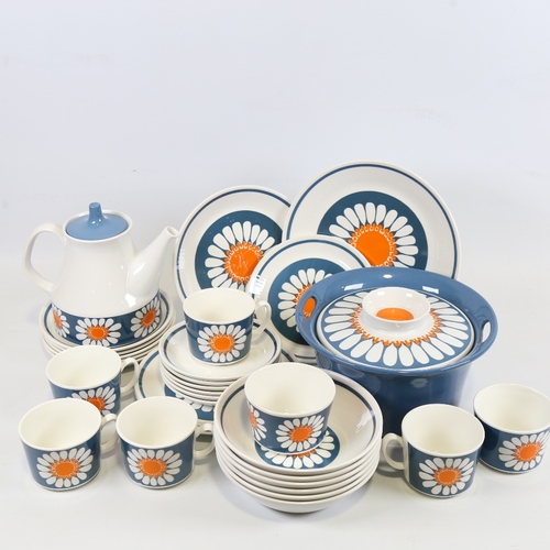 2010 - FIGGIO FLINT, Turi Design, Norway, 1960s' / 70s' Daisy pattern teaware and service