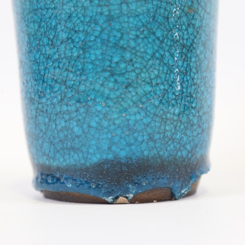 2034 - PIETER GROENVELDT, Nederlands, Blue crackle glaze vase studio pottery vase, makers stamp to base, he... 