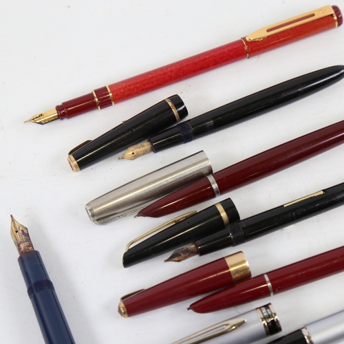 194 - A group of mainly Parker fountain pens (11)