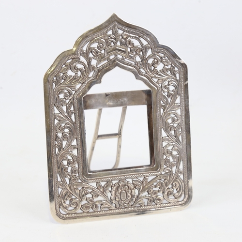 238 - A Continental 900 standard silver photo frame, pierced and chased decoration, height 15.5cm