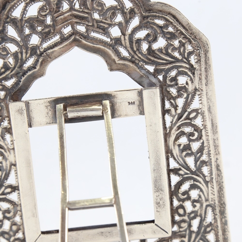 238 - A Continental 900 standard silver photo frame, pierced and chased decoration, height 15.5cm