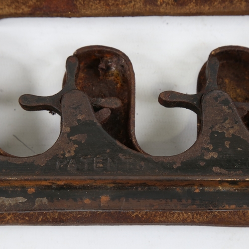 256 - 4 Victorian cast-iron wall-mounted snooker cue racks, Flint patent 12296 circa 1890 - 1900, length 4... 