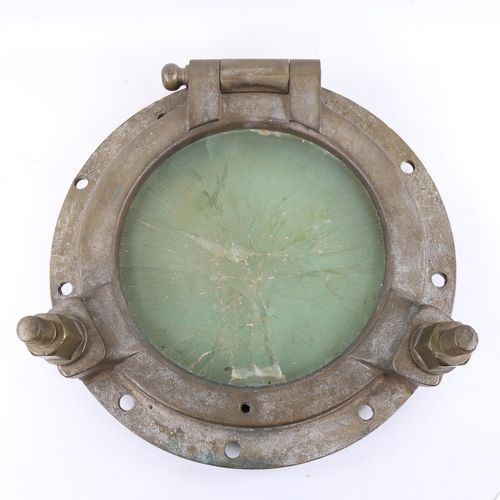 431 - A large bronze ship's porthole, original from the steam yacht Argonaut (launched in 1879), diameter ... 