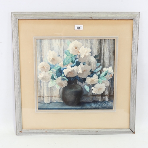 2354 - Arthur Rigden Read (1879 - 1955), roses in a vase, watercolour, signed, 13.5