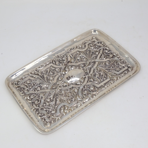 1122 - An Edwardian rectangular silver tray, allover relief embossed foliate decoration, by Williams Birmin... 