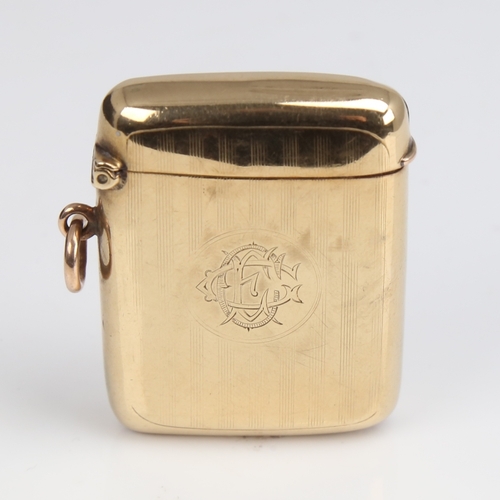 1224 - An early 20th century 9ct gold Vesta case, engine turned decoration with cartouche, by Horace Woodwa... 