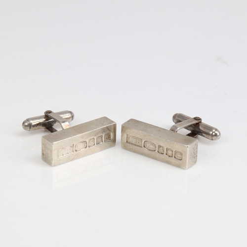 1238 - A modern pair of sterling silver ingot cufflinks, by Charles Tyrwhitt & Co, hallmarks Edinburgh 2004... 