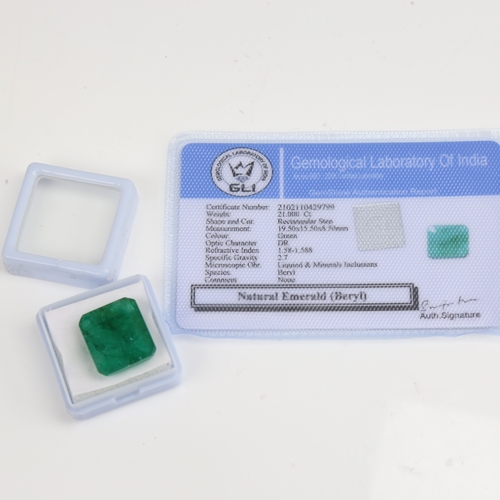 1279 - A 21ct unmounted rectangular emerald step-cut emerald, dimensions: 19.50mm x 15.50mm x 8.50mm, 4.20g... 