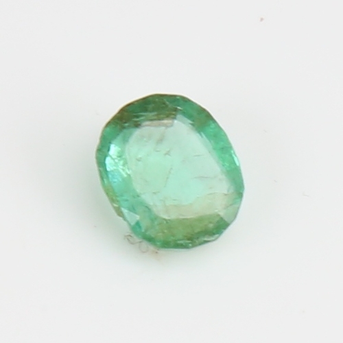 1281 - A 1.40ct unmounted oval mixed-cut emerald, dimensions: 8.00mm x 6.80mm x 3.80mm, 0.29g