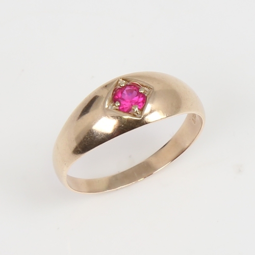 1440 - A modern Continental 14ct gold synthetic ruby gypsy ring, setting height 7.5mm, setting height 7.5mm... 