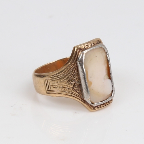 1448 - An Antique 9ct gold relief carved shell cameo ring, depicting female profile, setting height 17.6mm,... 