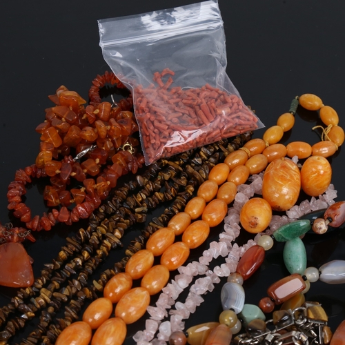 1489 - Various bead necklaces, including amber and carnelian