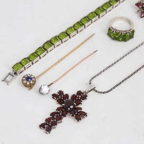 1509 - Various jewellery, including unmarked gold stone set stickpin, peridot bracelet and ring, star sapph... 