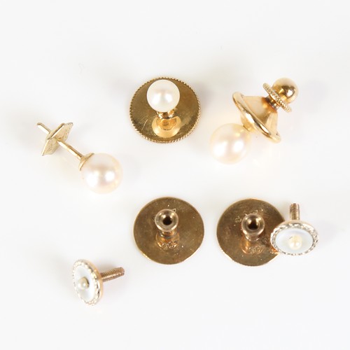 90 - A group of gold dress studs, comprising 18ct pearl stud (1g), 2 x 9ct mother-of-pearl studs (1.7g), ... 