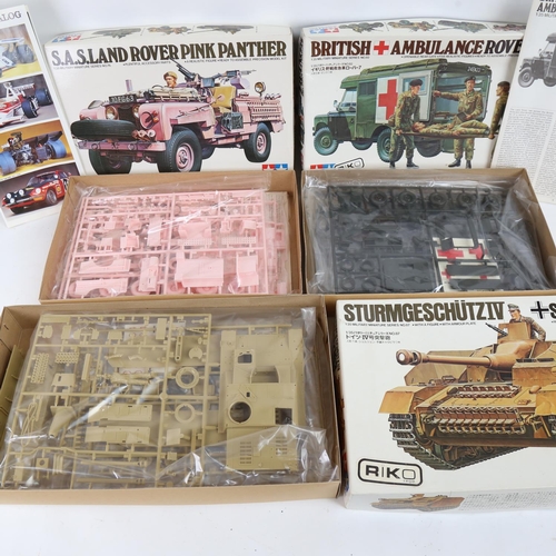 100 - TAMIYA - 3 boxed 1:35 scale plastic model kits, including SAS Land Rover Pink Panther, Rover no. 7 a... 