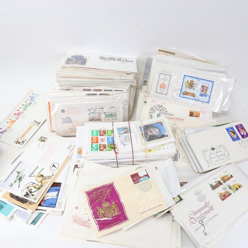 145 - A quantity of world First Day Covers, mostly Commonwealth, approx 600