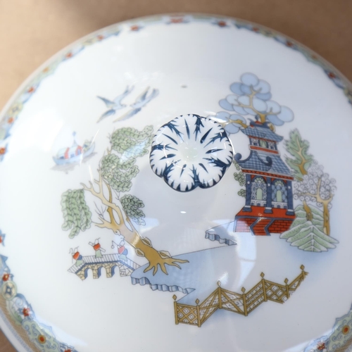 481 - A group of Wedgwood Chinese Legend dinner plates and vegetable tureens, and a set of 9 crystal Champ... 