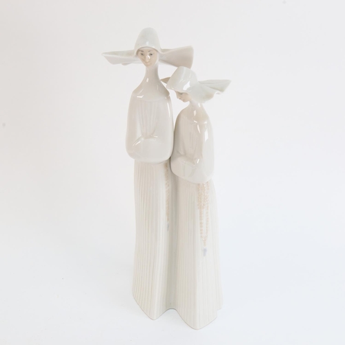 523 - Lladro porcelain group of 2 nuns, height 33cm