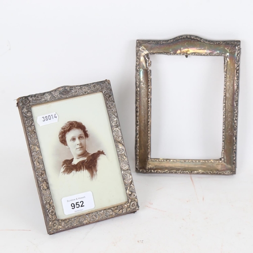 952 - 2 rectangular embossed silver-fronted photo frames