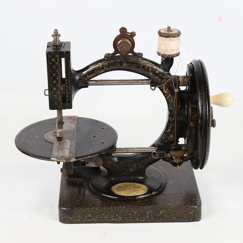 197 - WANZER - Antique sewing machine, circa 1900, serial no. 668837