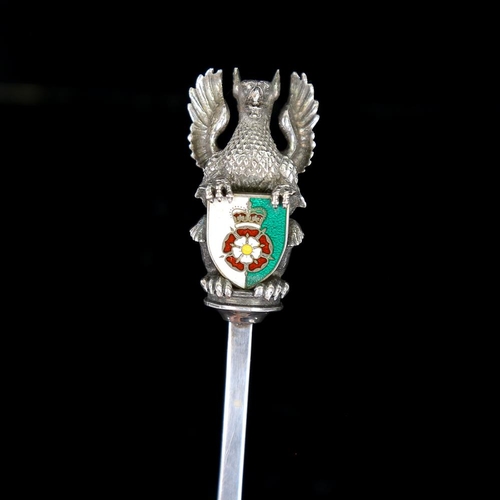 207 - A silver and enamel reproduction Elizabeth I seal-top spoon, by Westair Reproduction, length 14cm