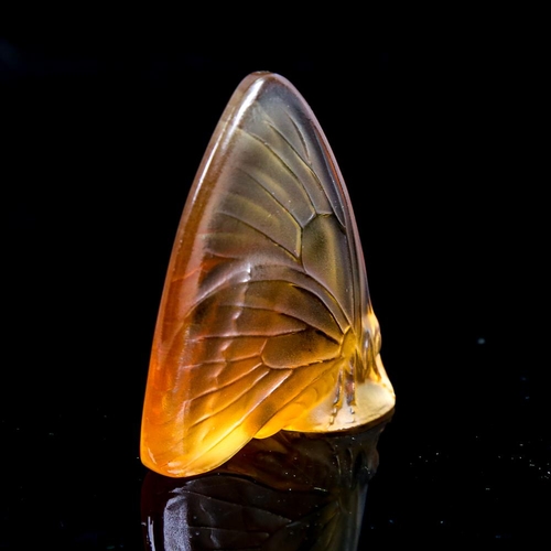 343 - LALIQUE FRANCE - amber coloured frosted glass butterfly, signed, height 5.5cm