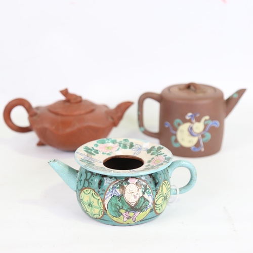 71 - 3 Chinese ceramic teapots, including a redware teapot with a frog knop (3)