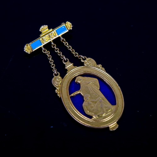 601 - An early 20th century 9ct gold blue enamel Masonic brooch, by Spencer & Co, hallmarks Birmingham 193... 