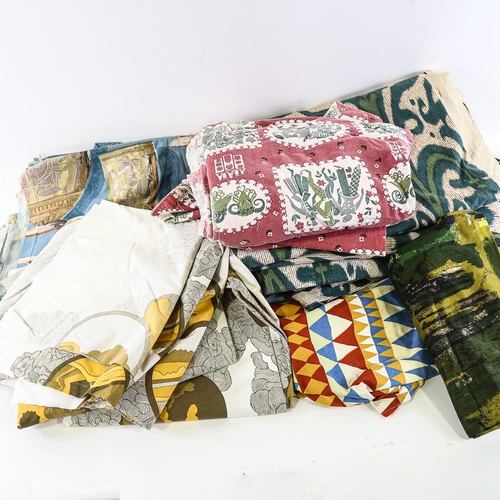 2150 - A box of assorted mid century fabrics