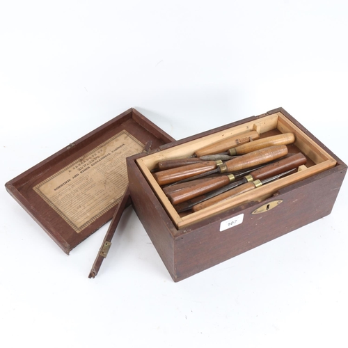 107 - A large quantity of various Antique carpenter's woodworking tools, including chisels (boxful)