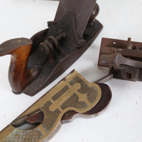 110 - Various Antique woodworking planes, including no. 112, Stanley no. 130, Rabbet plane, Record no. 311... 