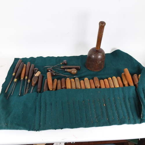 111 - Various Antique carpenter's woodworking tools, including rosewood-handled chisels etc (boxful)