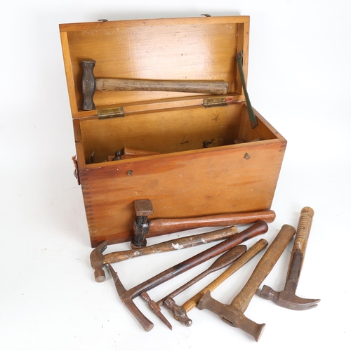 113 - Various Vintage tools, including hammers etc (boxful)