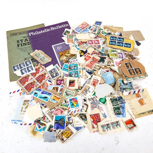 190 - Various Vintage loose postage stamps (boxful)