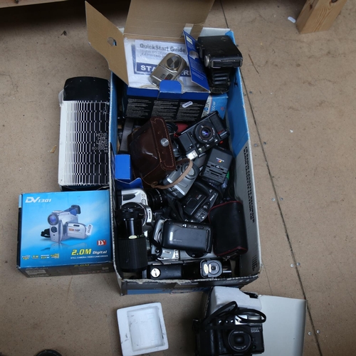 79 - Various Vintage cameras, equipment and lenses, including Olympus, Canon, Sigma etc (boxful)