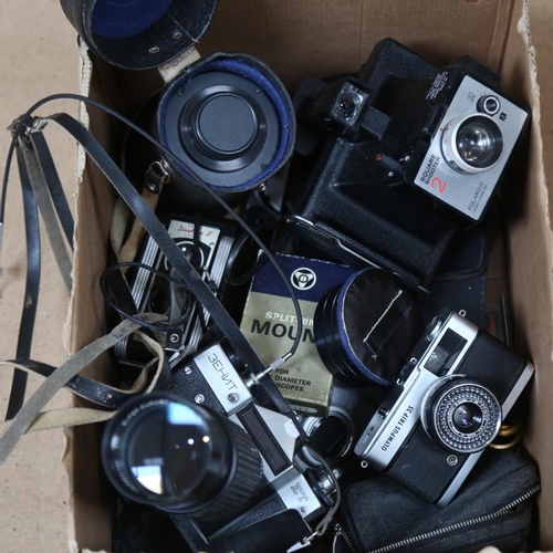 90 - Various Vintage cameras, including Zenit ET 35mm single lens reflex camera with zoom lens, memory ca... 