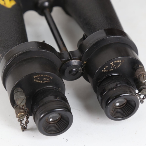 93 - A pair of Second World War Period Barr & Stroud military issue CF41 7x Naval binoculars, marked AP n... 